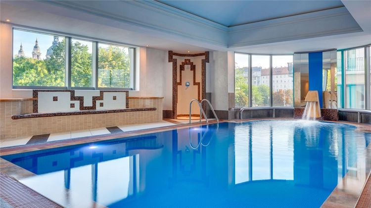 Kempinski Hotel Corvinus Budapest Pool
