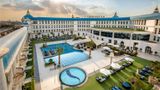 Royal Maxim Palace Kempinski Pool