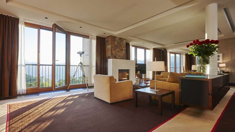 <b>Kempinski Hotel Berchtesgaden Room</b>. Images powered by <a href="https://iceportal.shijigroup.com/" title="IcePortal" target="_blank">IcePortal</a>.