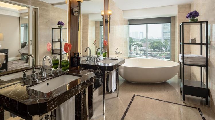 Hotel Indonesia Kempinski Jakarta Room