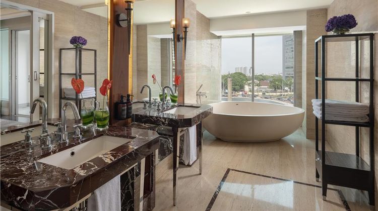 Hotel Indonesia Kempinski Jakarta Room