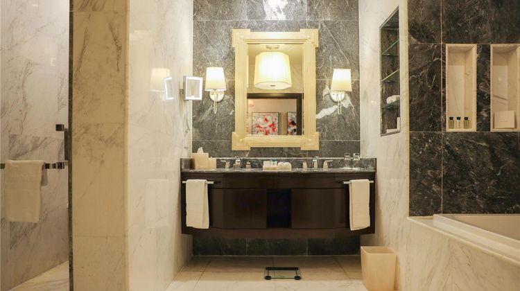 Kempinski Al Othman Hotel, Al Khobar Suite