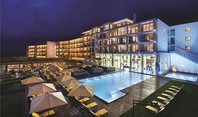 Kempinski Hotel Das Tirol Exterior