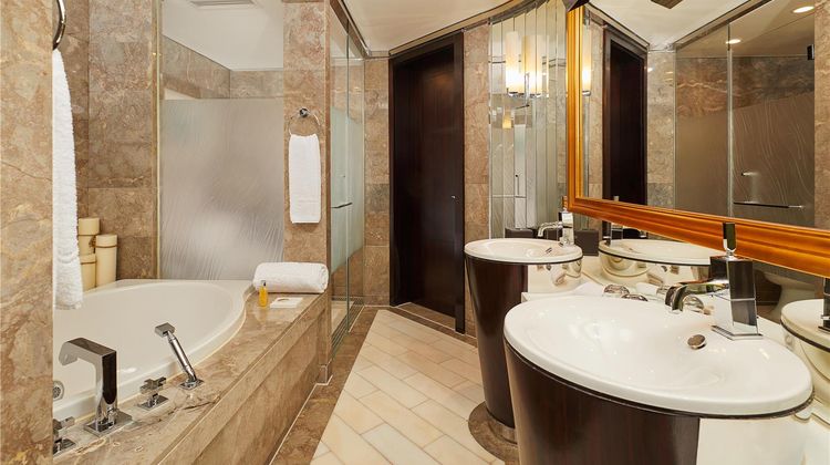Grand Kempinski Hotel Shanghai Suite