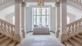 <b>Hotel Taschenbergpalais Kempinski Lobby</b>. Images powered by <a href="https://iceportal.shijigroup.com/" title="IcePortal" target="_blank">IcePortal</a>.