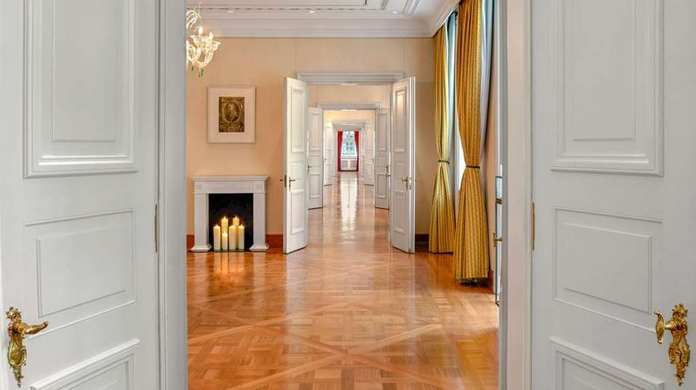 <b>Hotel Taschenbergpalais Kempinski Meeting</b>. Images powered by <a href="https://iceportal.shijigroup.com/" title="IcePortal" target="_blank">IcePortal</a>.