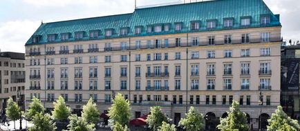 Hotel Adlon Kempinski Berlin Exterior
