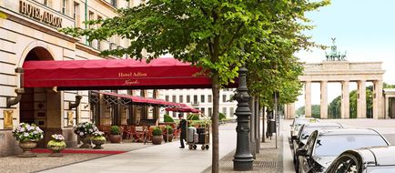 Hotel Adlon Kempinski Berlin Exterior