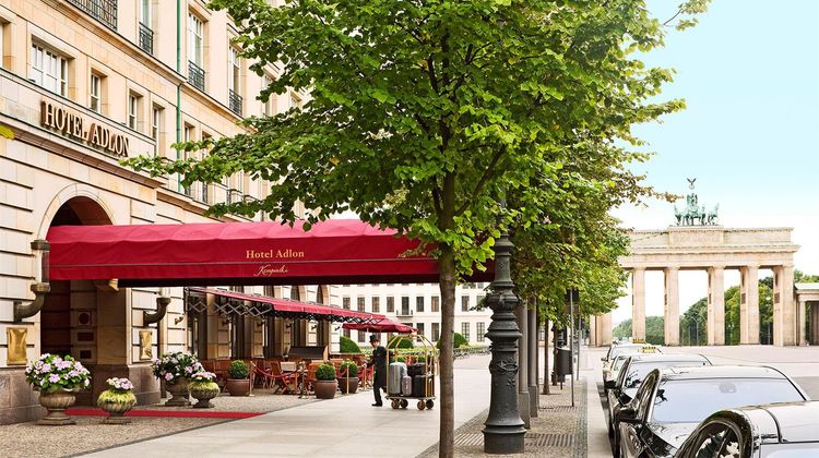 Hotel Adlon Kempinski Berlin Exterior