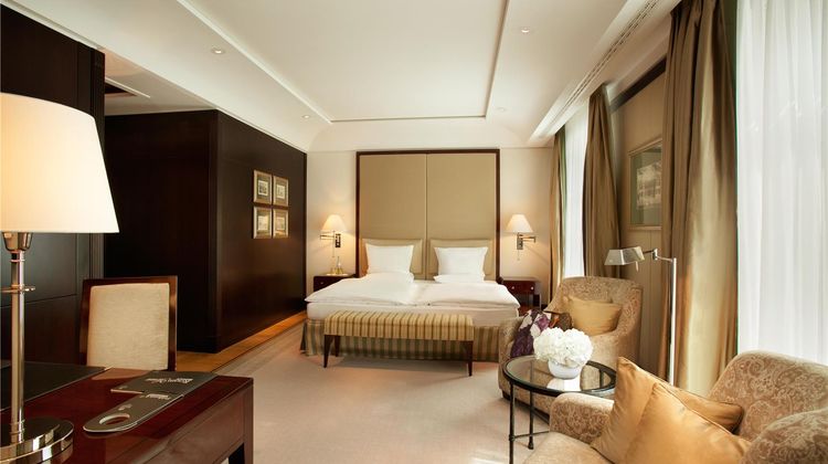 Hotel Adlon Kempinski Berlin Room