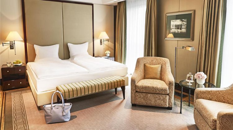 Hotel Adlon Kempinski Berlin Room