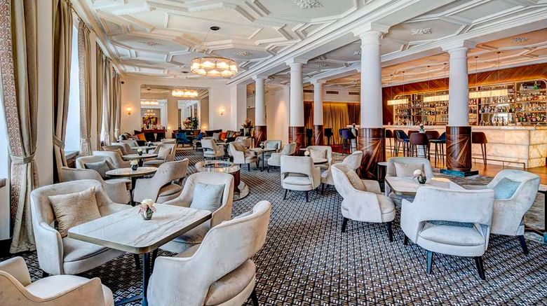 <b>Grand Hotel des Bains Kempinski Lobby</b>. Images powered by <a href="https://iceportal.shijigroup.com/" title="IcePortal" target="_blank">IcePortal</a>.