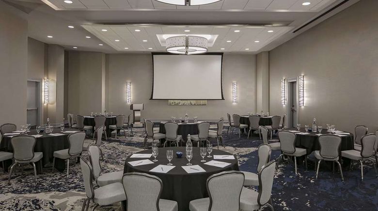 <b>The Royal Sonesta Chicago Downtown Meeting</b>. Images powered by <a href="https://iceportal.shijigroup.com/" title="IcePortal" target="_blank">IcePortal</a>.