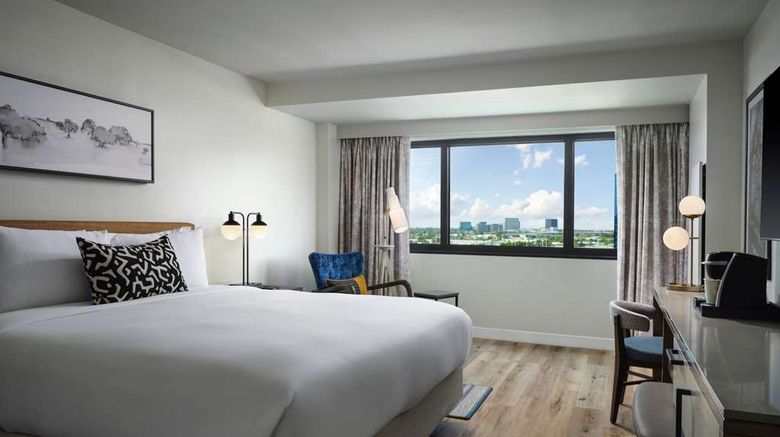 <b>Sonesta Irvine John Wayne Airport Room</b>. Images powered by <a href="https://iceportal.shijigroup.com/" title="IcePortal" target="_blank">IcePortal</a>.