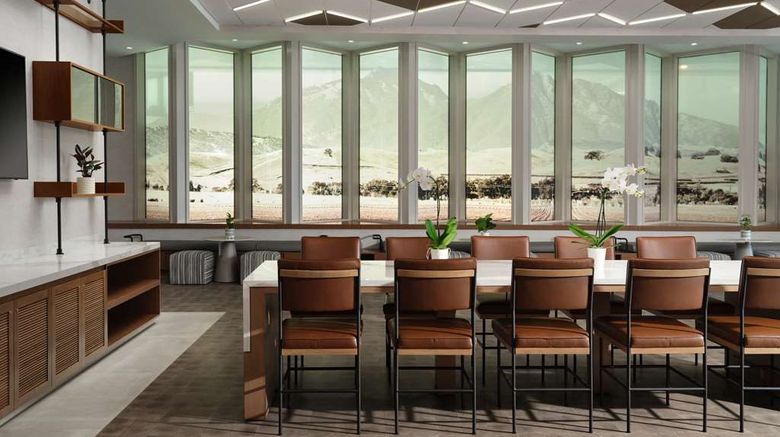 <b>Sonesta Irvine John Wayne Airport Meeting</b>. Images powered by <a href="https://iceportal.shijigroup.com/" title="IcePortal" target="_blank">IcePortal</a>.