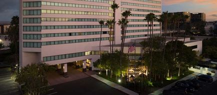 Sonesta Irvine John Wayne Airport Exterior