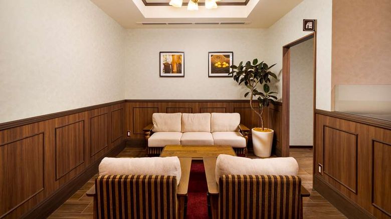 <b>Best Western Hotel Fino Shin-Yokohama Lobby</b>. Images powered by <a href="https://iceportal.shijigroup.com/" title="IcePortal" target="_blank">IcePortal</a>.