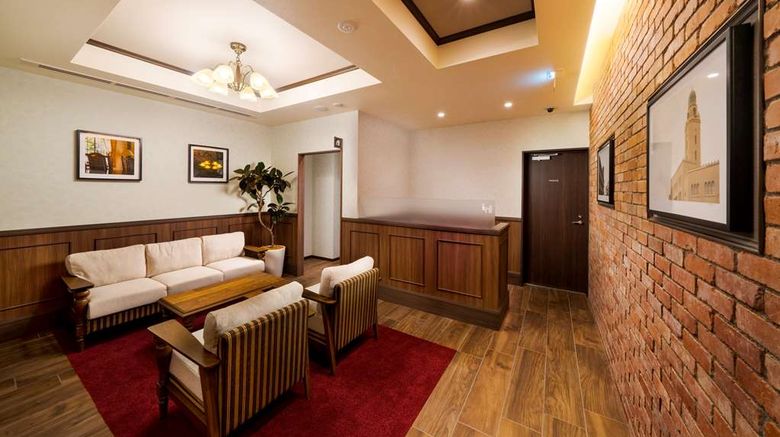 <b>Best Western Hotel Fino Shin-Yokohama Lobby</b>. Images powered by <a href="https://iceportal.shijigroup.com/" title="IcePortal" target="_blank">IcePortal</a>.