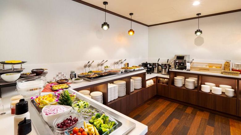 <b>Best Western Hotel Fino Shin-Yokohama Restaurant</b>. Images powered by <a href="https://iceportal.shijigroup.com/" title="IcePortal" target="_blank">IcePortal</a>.