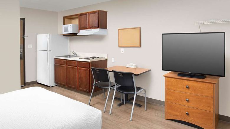 <b>WoodSpring Suites Huntsville/Madison Room</b>. Images powered by <a href="https://iceportal.shijigroup.com/" title="IcePortal" target="_blank">IcePortal</a>.