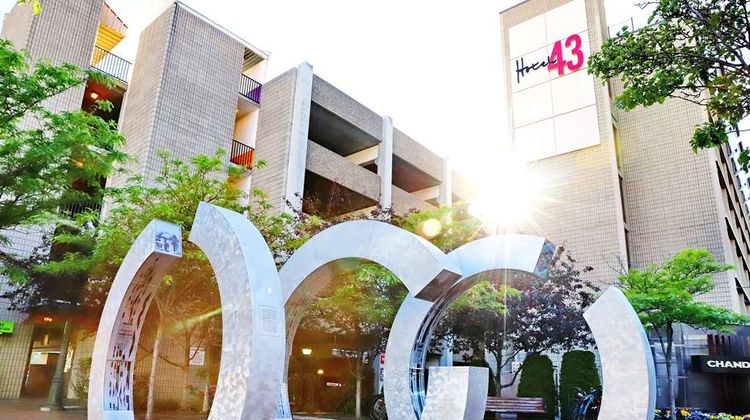 Hotel 43 Exterior