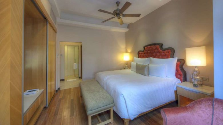 <b>The Chateau Spa and Organic Wellness Resort Suite</b>. Images powered by <a href="https://iceportal.shijigroup.com/" title="IcePortal" target="_blank">IcePortal</a>.
