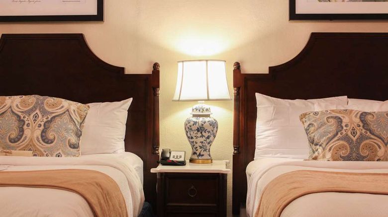 <b>Andrew Jackson Hotel Room</b>. Images powered by <a href="https://iceportal.shijigroup.com/" title="IcePortal" target="_blank">IcePortal</a>.