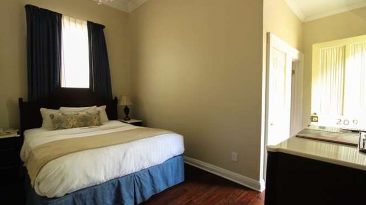 Hotel St Pierre Room