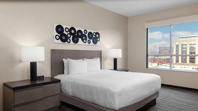 <b>Hyatt House Downtown/Convention Center Suite</b>. Images powered by <a href="https://iceportal.shijigroup.com/" title="IcePortal" target="_blank">IcePortal</a>.
