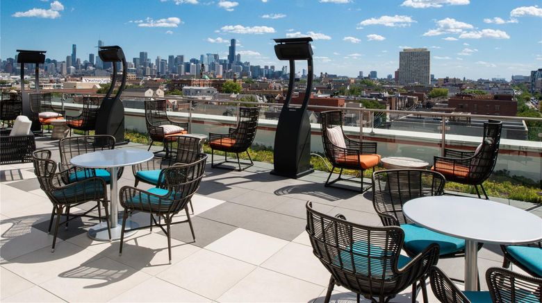 <b>Hyatt Place Chicago/Wicker Park Restaurant</b>. Images powered by <a href="https://iceportal.shijigroup.com/" title="IcePortal" target="_blank">IcePortal</a>.