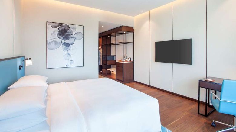 <b>Hyatt Regency Thrissur Room</b>. Images powered by <a href="https://iceportal.shijigroup.com/" title="IcePortal" target="_blank">IcePortal</a>.