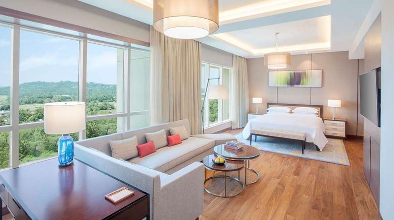 <b>Hyatt Regency Thrissur Suite</b>. Images powered by <a href="https://iceportal.shijigroup.com/" title="IcePortal" target="_blank">IcePortal</a>.