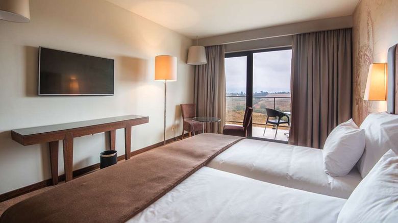 <b>Vila Gale Sintra Resort Hotel Room</b>. Images powered by <a href="https://iceportal.shijigroup.com/" title="IcePortal" target="_blank">IcePortal</a>.