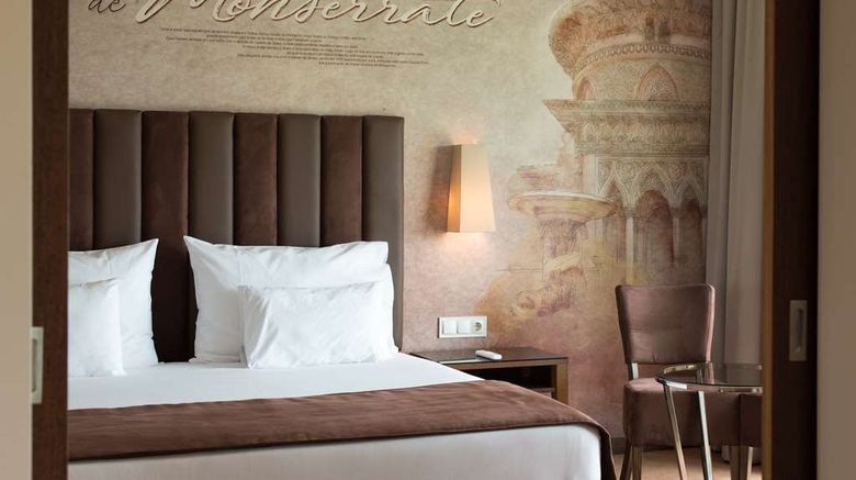 <b>Vila Gale Sintra Resort Hotel Suite</b>. Images powered by <a href="https://iceportal.shijigroup.com/" title="IcePortal" target="_blank">IcePortal</a>.
