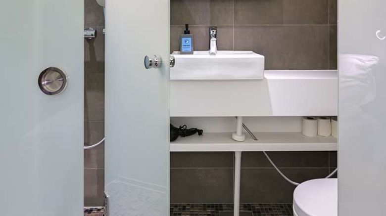 <b>Comfort Hotel Xpress Helsinki Airport Room</b>. Images powered by <a href="https://iceportal.shijigroup.com/" title="IcePortal" target="_blank">IcePortal</a>.