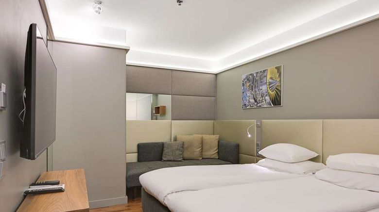 <b>Comfort Hotel Xpress Helsinki Airport Room</b>. Images powered by <a href="https://iceportal.shijigroup.com/" title="IcePortal" target="_blank">IcePortal</a>.