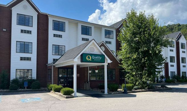Quality Inn & Suites Prestonburg Exterior