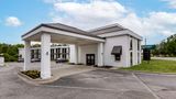 <b>Quality Inn Roxboro Exterior</b>. Images powered by <a href="https://iceportal.shijigroup.com/" title="IcePortal" target="_blank">IcePortal</a>.