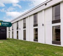 Quality Inn Roxboro Exterior