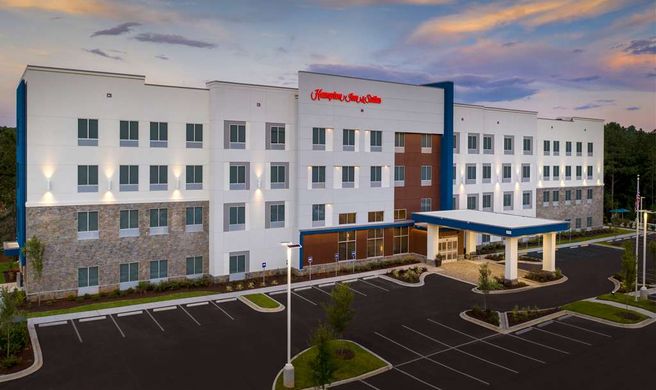 Hampton Inn & Suites Lexington Exterior