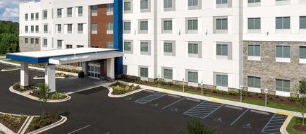 Hampton Inn & Suites Lexington Exterior