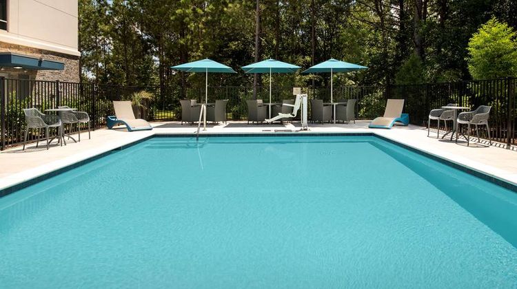 Hampton Inn & Suites Lexington Pool