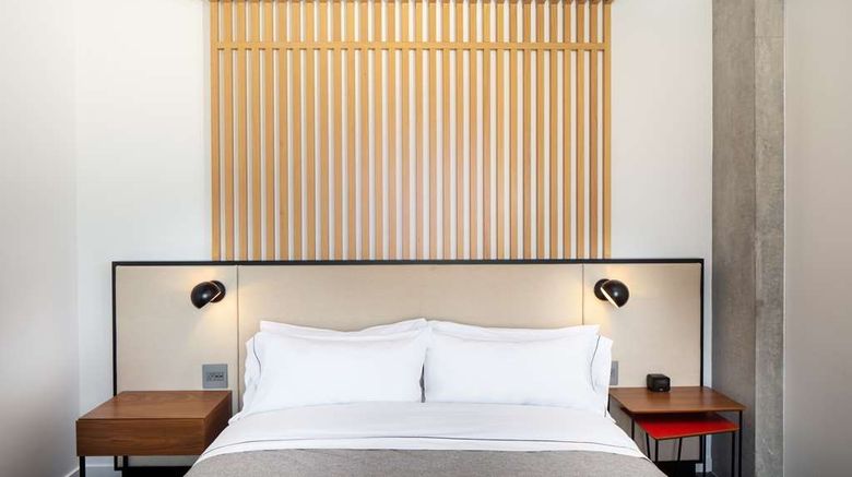 <b>Canopy by Hilton Grand Rapids Downtown Room</b>. Images powered by <a href="https://iceportal.shijigroup.com/" title="IcePortal" target="_blank">IcePortal</a>.