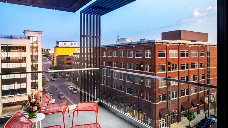 <b>Canopy by Hilton Grand Rapids Downtown Room</b>. Images powered by <a href="https://iceportal.shijigroup.com/" title="IcePortal" target="_blank">IcePortal</a>.