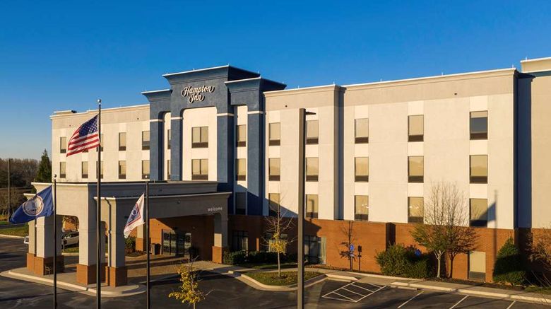 <b>Hampton Inn Gretna Exterior</b>. Images powered by <a href="https://iceportal.shijigroup.com/" title="IcePortal" target="_blank">IcePortal</a>.