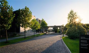 Boeira Garden Hotel Porto, Curio Coll