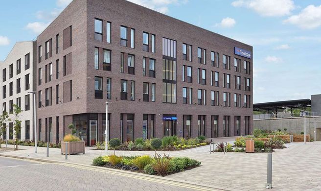 Travelodge Rochester Exterior