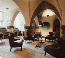 Home Hotel Jugend Lobby