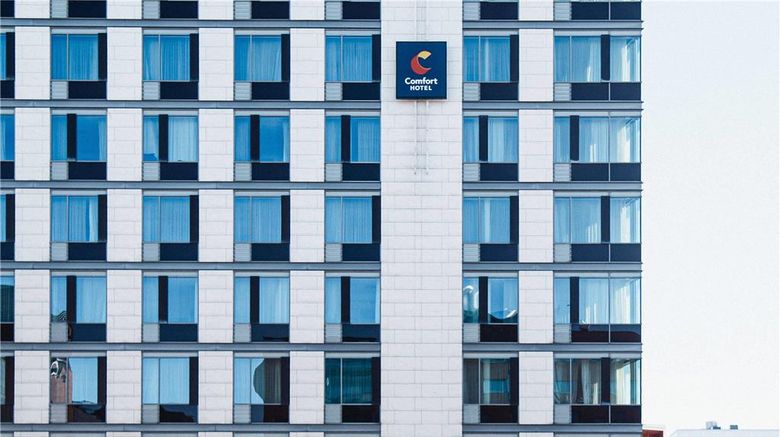 Comfort Hotel Sello Exterior. Images powered by <a href="https://iceportal.shijigroup.com" target="_blank" rel="noopener">Ice Portal</a>.
