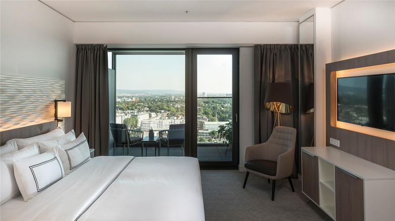 <b>Melia Frankfurt City Room</b>. Images powered by <a href="https://iceportal.shijigroup.com/" title="IcePortal" target="_blank">IcePortal</a>.